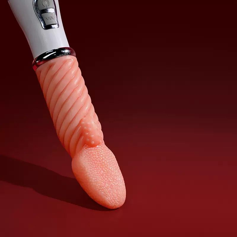 USB Rechargeable Textured Vibrating Massager – Soft-Touch Finish, Dual-Button Control & Ergonomic Curved Design(جهاز تدليك اهتزازي مزخرف قابل للشحن عبر USB – ملمس ناعم وتحكم بزرين وتصميم منحني مريح)