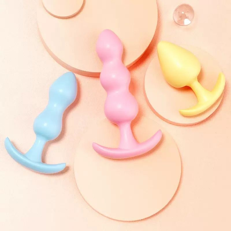 3-Piece Graduated Anal Training Plug Set with Safe Flared Bases(مجموعة سدادات تدريب شرجية متدرجة من 3 قطع مع قواعد عريضة وآمنة)