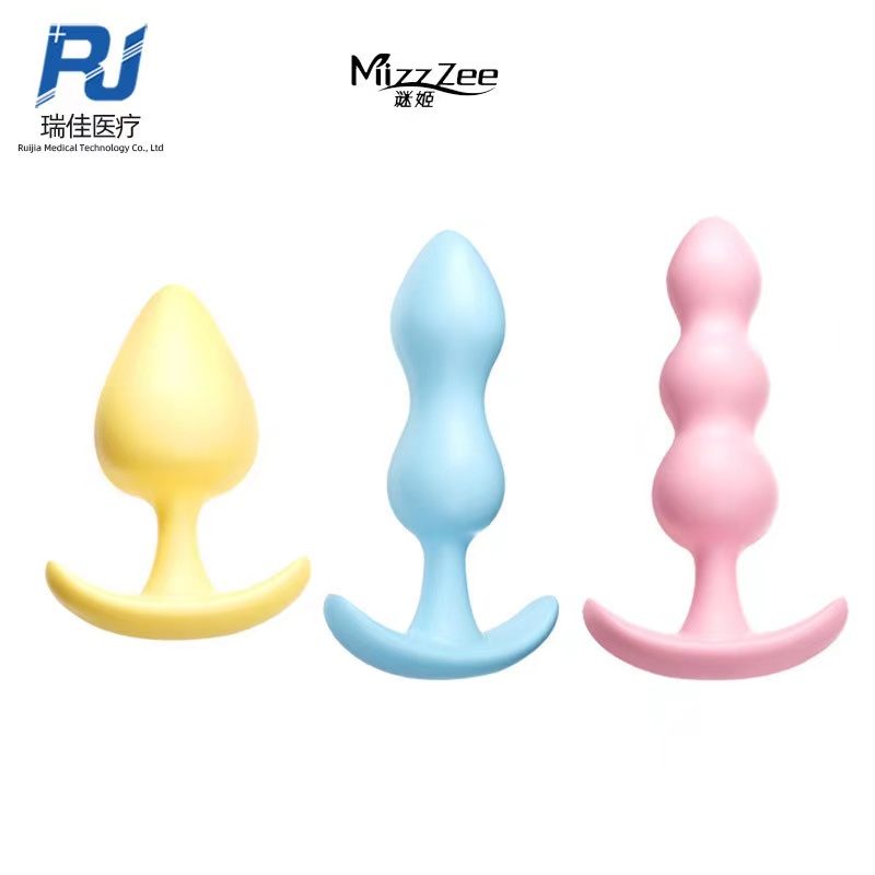 3-Piece Graduated Anal Training Plug Set with Safe Flared Bases（مجموعة سدادات تدريب شرجية متدرجة من 3 قطع مع قواعد عريضة وآمنة）