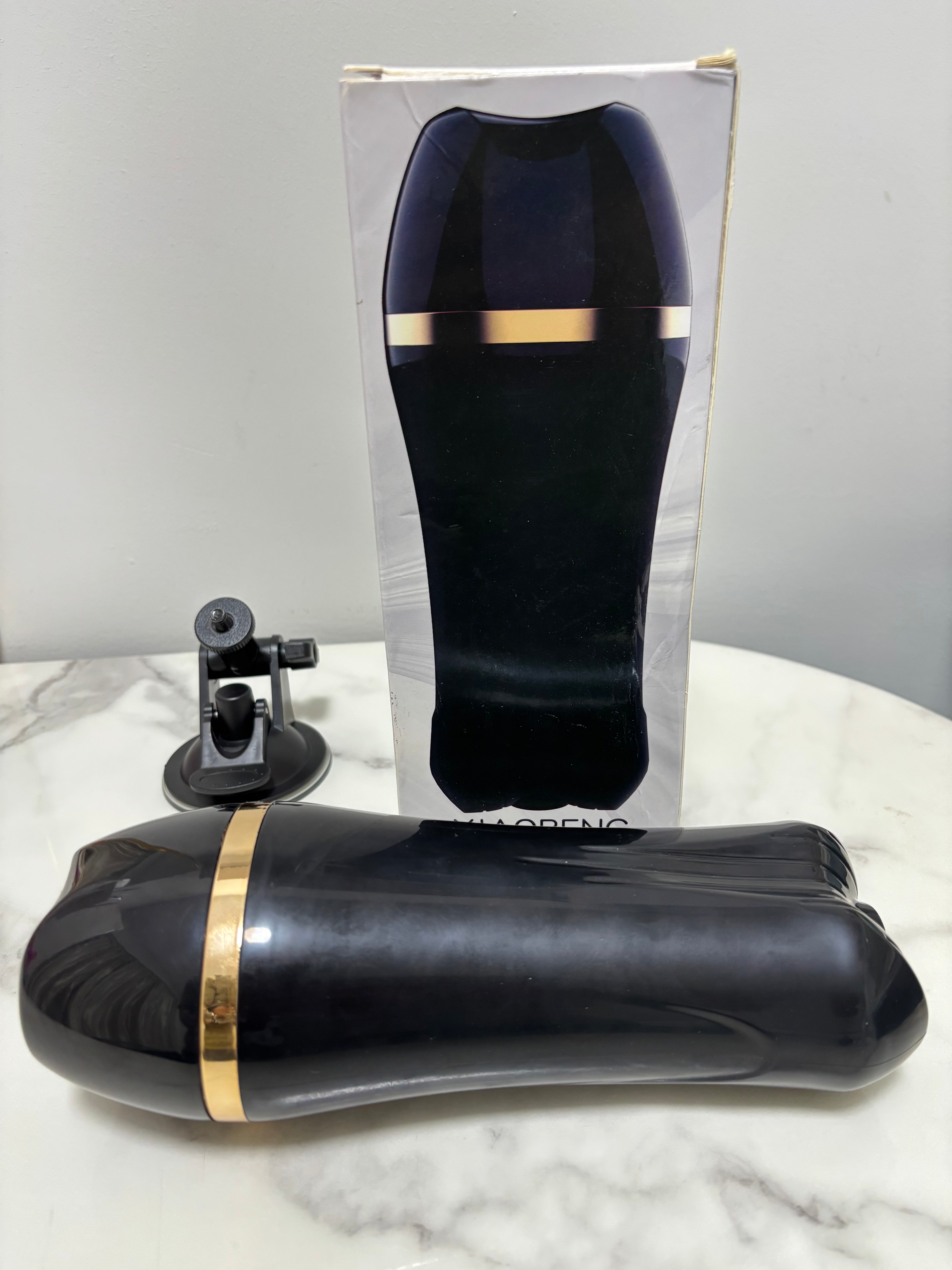 Men’s Suction-Cup Intimate Massager | Soft Realistic Sleeve, Removable & Easy to Clean｜جهاز تدليك حميمي للرجال بقاعدة شفط | غلاف ناعم واقعي قابل للفك والتنظيف